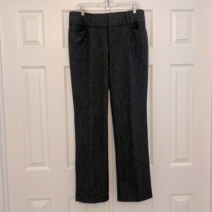 Nine West Bootcut black with a hint of white, dress pants. Worn 3x! Like new.